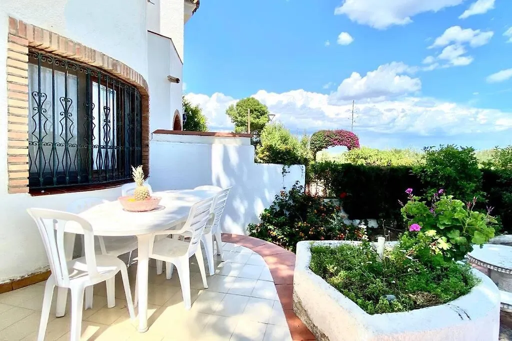 Casa De Mont-Roig Delante De La Playa Villa Spain
