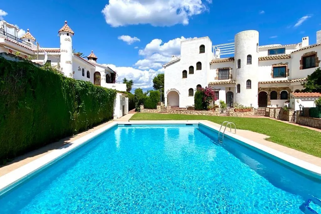 Сasa de vacaciones Villa Casa de Mont-roig delante de la playa