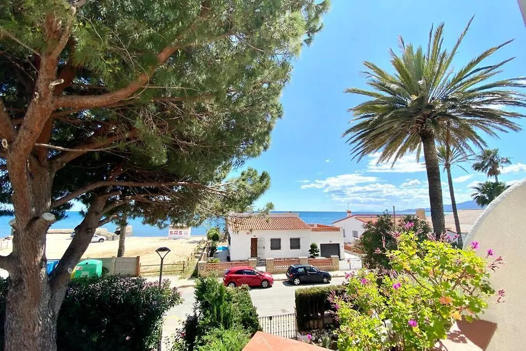Villa Casa de Mont-roig delante de la playa 0*, Mont-Roig del Camp